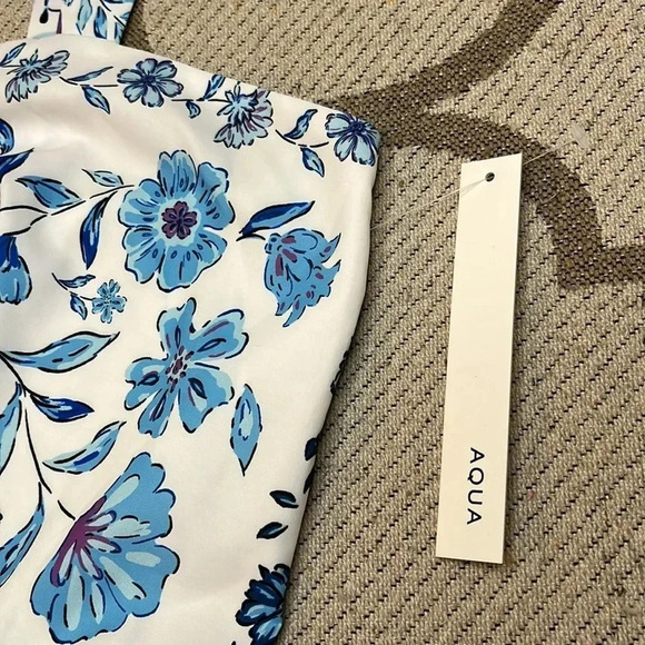 Aqua floral print sweetheart neck blue white peplum exposed zipper back top - Picture 14 of 16